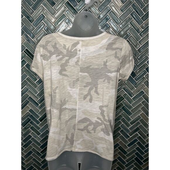 WE THE FREE CAMO CAMOUFLAGE BEIGE GRAY WHITE SHORT SLEEVE THIN SOFT T-SHIRT LG - Picture 6 of 11